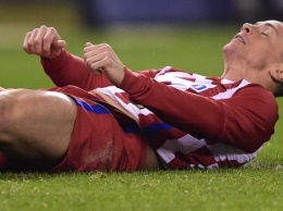 Ужасная травма Фернандо Торреса: футболист чуть не скончался на поле