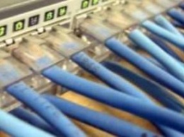Порошенко подписал закон о едином доступе к инфраструктуре для развития телекомсетей
