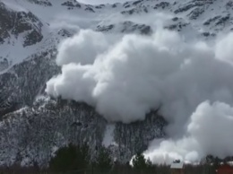 Сход смертельной лавины в Кабардино-Балкарии попал на видео