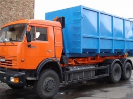 Мусорный скандал: в Днепре остановили 11 мусоровозов из Львова