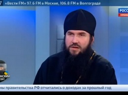 Бежавший из Одессы священник вступился за Поклонскую