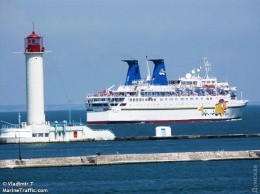 "Росморпорт" выкупил судно для круизов из Крыма по Черному морю. Стамбул включен в программу