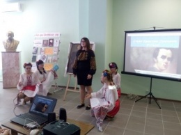 Впервые в стенах Покровской библиотеки прошел конкурс чтецов памяти Шевченко