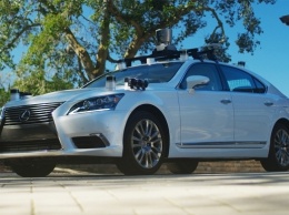 Toyota показала самоуправляемый Lexus, на котором будет проводить тестирование автопилота