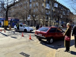 Максимальные пробки в центре Одессы устроили «Горзелентрест» с полицией (ВИДЕО, ФОТО)