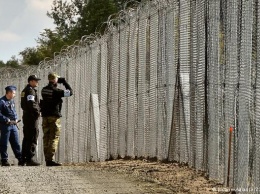 В Венгрии нелегальных мигрантов будут удерживать в приграничной зоне