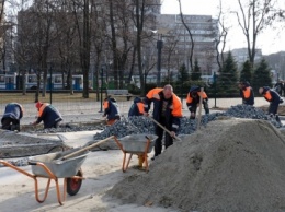 В Днепре реконструируют Аллею памяти