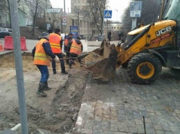 На улицах Киева появится брусчатка-«вышиванка»