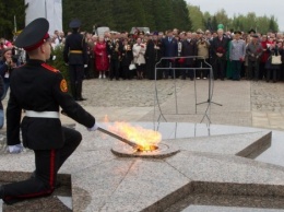 "Нет нормативов по циклу горения": власти Омска погасили Вечный огонь