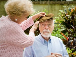 Ученые назвали четыре признака Альцгеймера, на которые не обращают внимание
