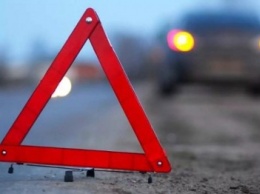 В Симферополе водитель въехал в остановку общественного транспорта: пострадали двое пешеходов (ВИДЕО)