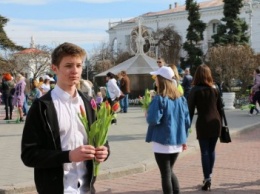 Как в Севастополе отпраздновали 8 марта (ФОТО, ВИДЕО)
