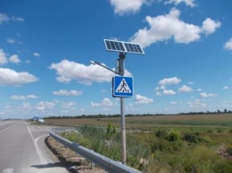 На Одесской трассе украли автомобильные знаки с подсветкой от солнечных батарей