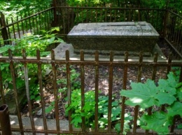 В Киеве заканчиваются места на кладбищах