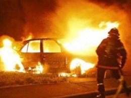 В Харькове в ДТП авто сгорело дотла