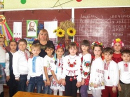 В Покровске с детства учат любить и чтить украинские традиции
