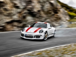 Porsche отозвала три своих спорткара - от Macan до 911 R