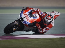 Росси и Лоренцо: два совершенно разных отзыва о первом дне тестов IRTA MotoGP в Катаре
