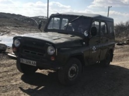 УАЗ-462 поможет армии в Песках вблизи Донецкого аэропорта