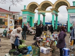 Ты туда не ходи, ты сюда ходи: в Симферополе сняли социальный ролик против стихийщиков (ВИДЕО)