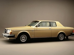 Двухдверному Volvo 262 Coup&233; исполнилось 40 лет