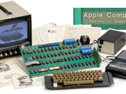 Один из первых компьютеров Apple выставили на аукционе за 19 млн рублей