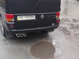 В Украине заснял VW Transporter с выхлопной системой Bugatti