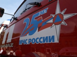 Петербургским спасателям передали 10 автоцистерн КАМАЗ