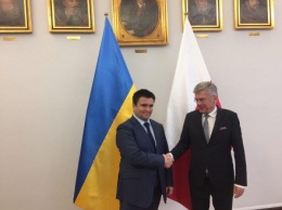 П. Климкин поблагодарил Председателя Сената Польши за поддержку Украины