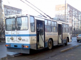 13-й троллейбус: хватит ли денег