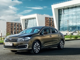 Citroen отзывает более 330 седанов C4