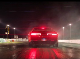 Dodge опубликовал свежий тизер Challenger SRT Demon 2018