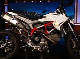 Компания Ducati выставила на торги Hypermotard CHiPs