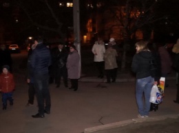 "Криворожгаз" об инциденте на Водопьянова: авто на штраф площадку отправили незаконно, об установке счетчиков жильцы были уведомлены