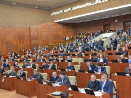 Полтавчане добились созыва внеочередной сессии облсовета из-за ОРДЛО