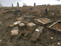В Березовке Одесской обл. практически полностью разрушено еврейское кладбище