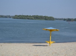 Городской пляж Каменского подготовят к летнему сезону