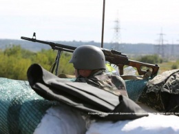 Госпогранслужба: боевики обстреляли блокпост «Марьинка» и КПП «Георгиевка»