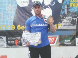 Николаевец стал четырехкратным победителем чемпионата Украины по пауэрлифтингу