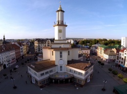 В Ивано-Франковске подсветят фасады десяти памятников архитектуры