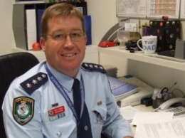 Министр МВД Австралии сам сдал себя полицейским за нарушение ПДД