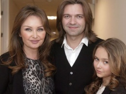 Дмитрий Маликов с женой Еленой отмечают 25-летие совместной жизни