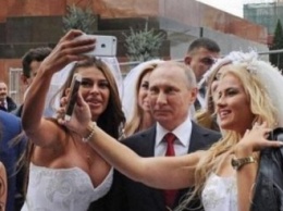Путин окружил себя надежными женщинами, которые готовы прикрыть его грудью