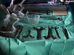Хирургов-стажеров уволили за фото с ампутированной ногой, выложенное в Twitter