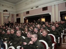 Военнослужащих Нацгвардии Кривого Рога поздравили с профессиональным праздником