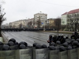 В Минске проходят массовые задержания оппозиции