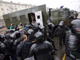 Жесткий Минск: задержанных отпустили, но не всех - грядут суды