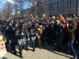 Вчера в Москве задержали больше людей, чем во время массовых акций протеста в 2012 году