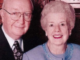 Пара прожила вместе 60 лет. Когда жена умерла, муж нашел спрятанную записку... Трогательно до слез!