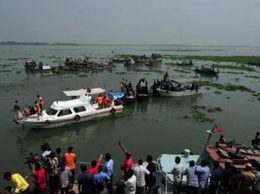 В Бангладеш на реке перевернулся перегруженный паром, есть жертвы